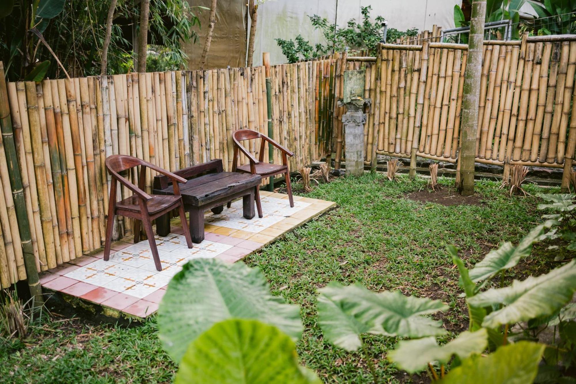 Bed and Breakfast Ubuntu Eco Yoga Retreat Canggu Exterior foto